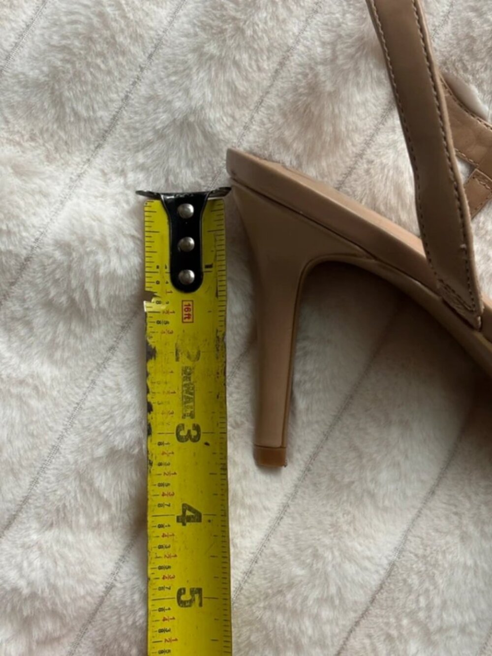 heels - Picture 2 of 2